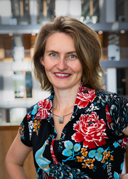 Barbara Regeer 