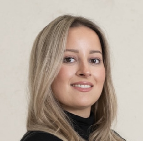 Saniyé Duchateau 
