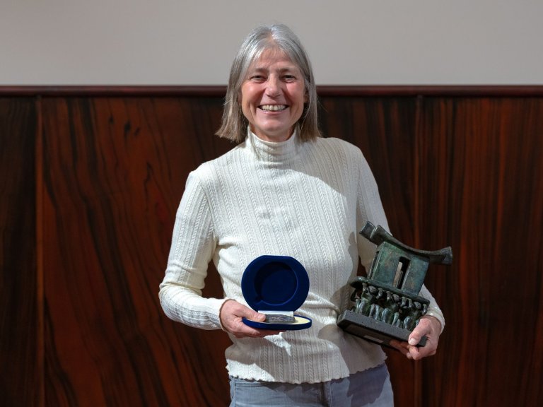 Hoogleraar Sue Gibbs krijgt oeuvreprijs voor proefdiervrij wetenschappelijk onderzoek