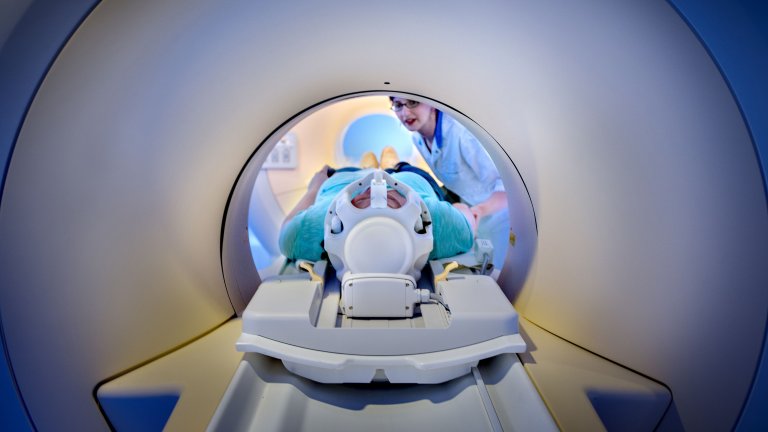 Gezonde mensen met afwijkende PET-hersenscan hebben grote kans op toekomstige geheugenstoornissen