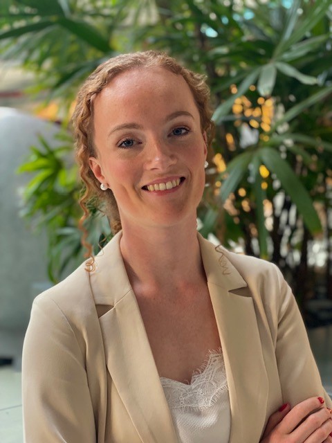 Jasmijn van Doesburg 