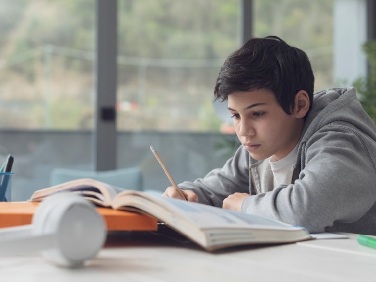 Teen wellbeing linked to health and functioning up to 20 years later