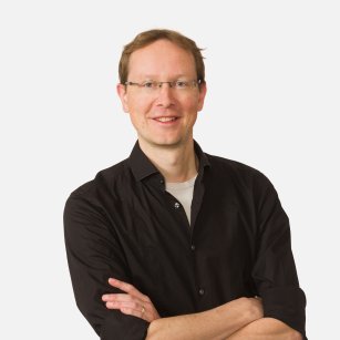 Dr. Jeroen den Dunnen, Head of Department of the Center for Infection and Molecular Medicine (CIMM) and theme leader of the AI&I Infectious diseases program Host-microbe Interactions