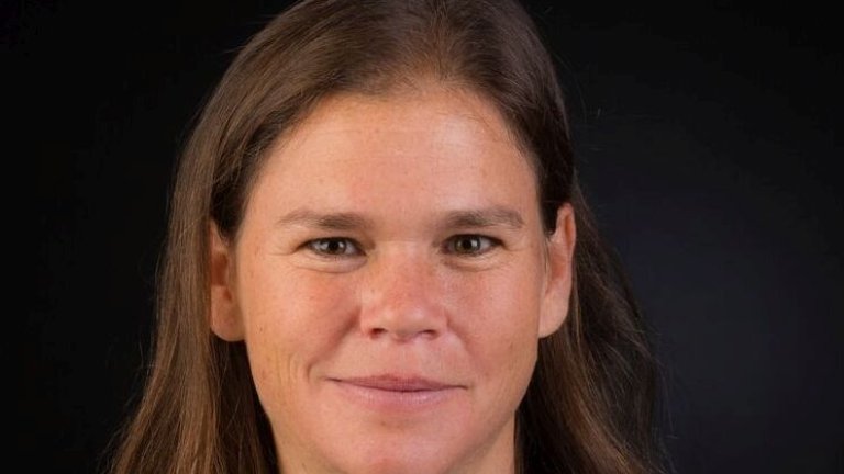 Dr. Helga Haberfehlner