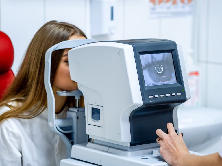 New insights into MS progression through eye scans and blood biomarkers