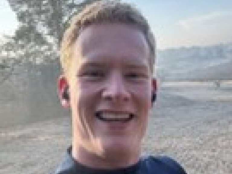 Run for Their Lives: Meet the AI&I Runners &ndash; Valentijn Tromp